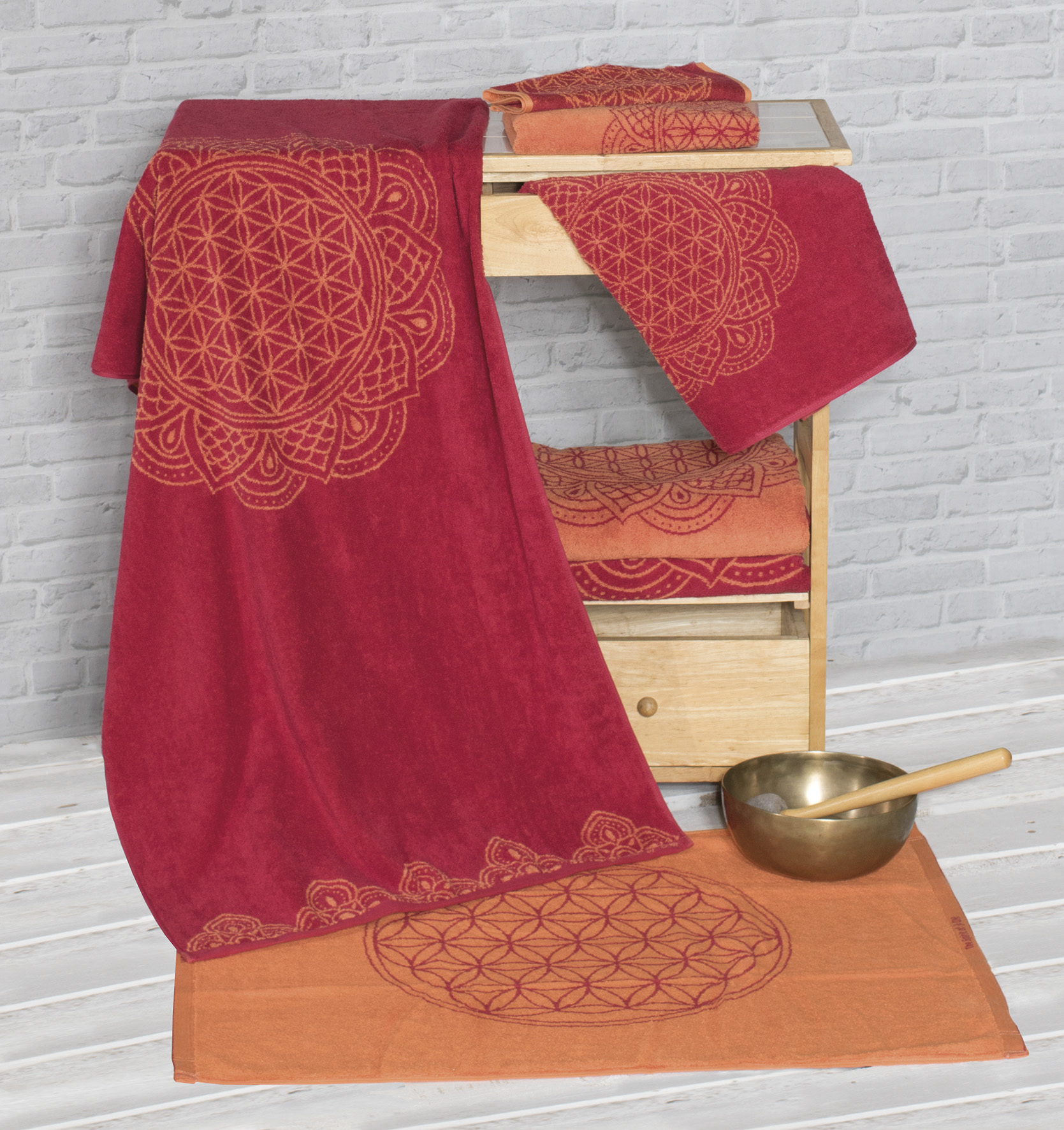 Håndklæder, økologiske - Rubinrød/Koral Badehåndklæde 69*155 cm