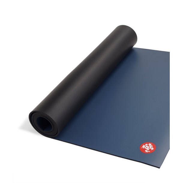 Manduka GRP ADAPT non-slip yoga mat made of natural rubber and PU, Midnight