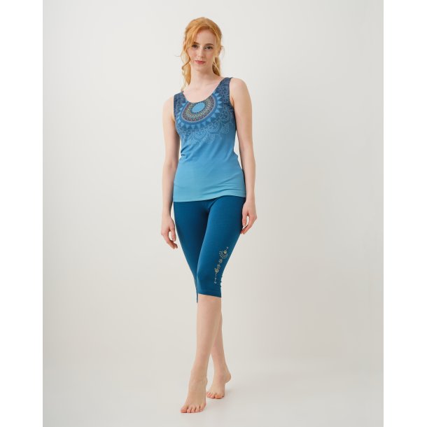 Yoga Top by spirit of om, VARTULA