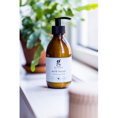 grums mild facial cleansing milk