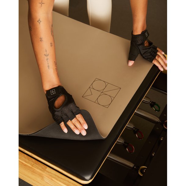 Moonchild Grip Gloves