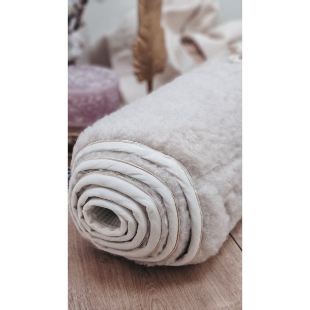 RELEASE ull yogamatta, Sand