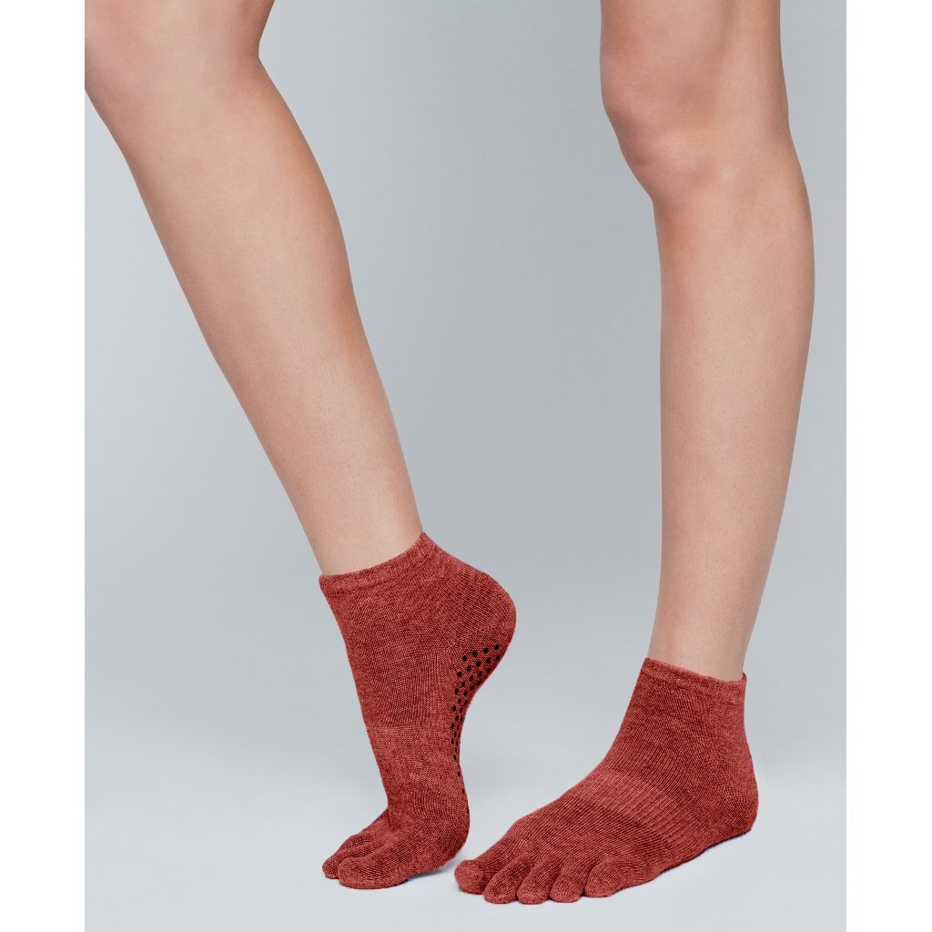 10: Moonchild Grip socks, High Rise - Intense Rust Small
